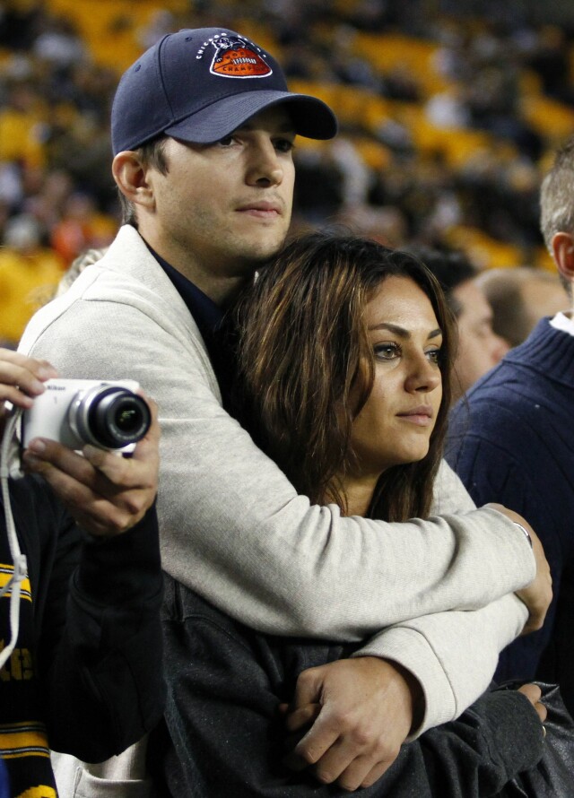 GIFTET SEG: Ashton og Mila har vært sammen siden 2012 og giftet seg i fjor. Foto: Afp GIFTET SEG: Ashton og Mila har vært sammen siden 2012 og giftet seg i fjor. Foto: Afp